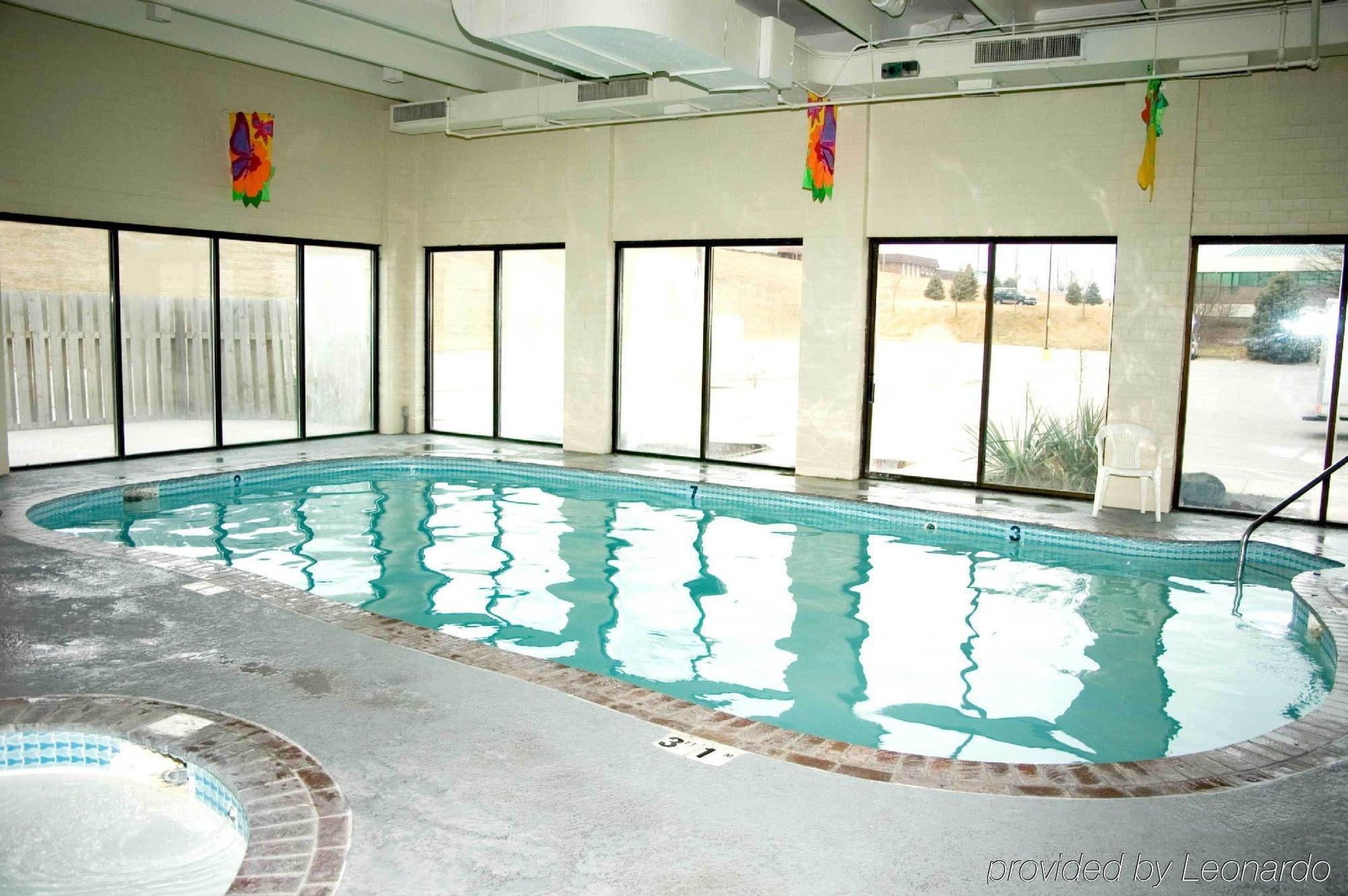 Carol Hotel Омаха Зручності фото